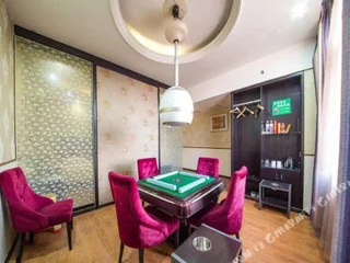 Дунъян: Homeinn Ripple Yun Hotel (Dongyang Renmin Road Light Rail Station)(如家睿柏·云酒店(东阳人民路轻轨站店))
