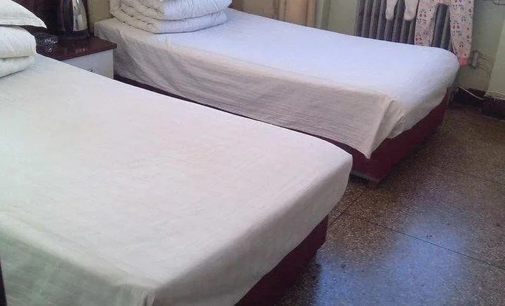 Цзиньчжун: Haotai Inn
