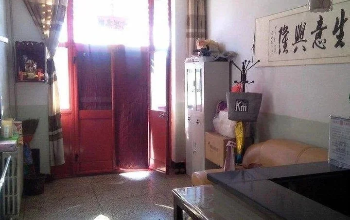 Цзиньчжун: Haotai Inn