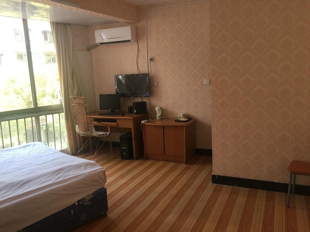 Линьи: Cangshan 68 Express Inn