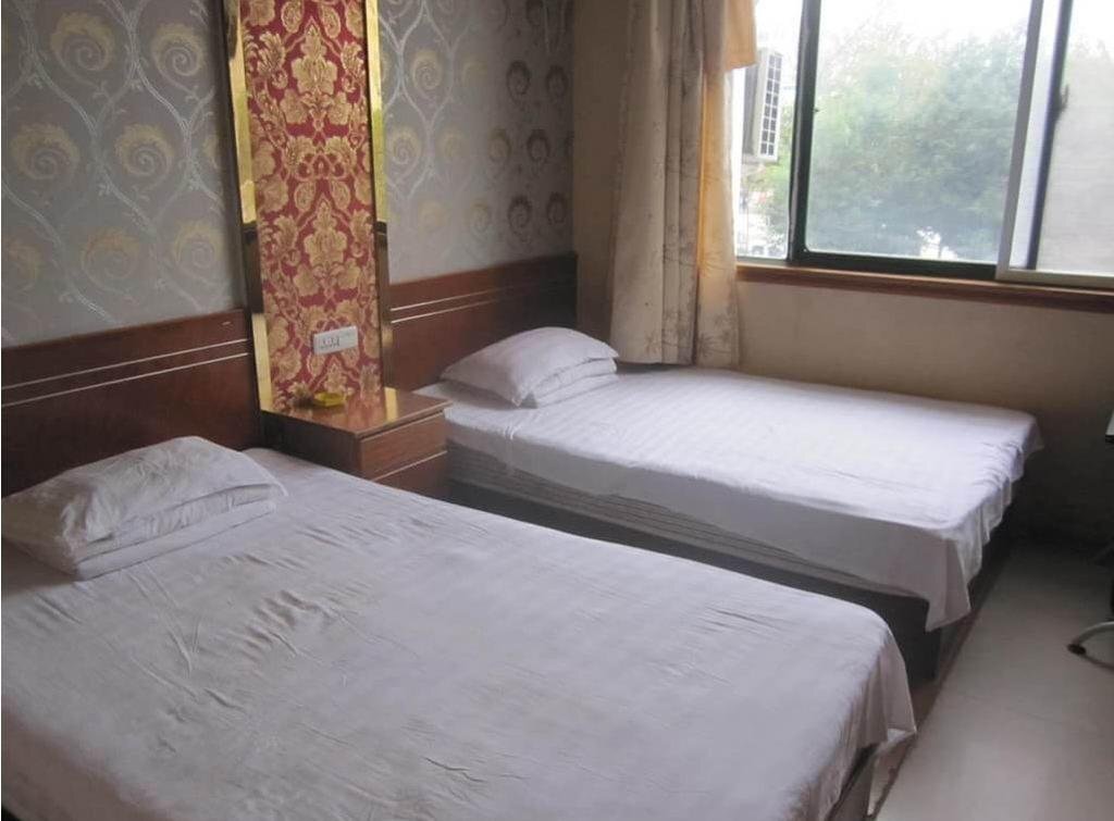 Луань: Jingya Inn