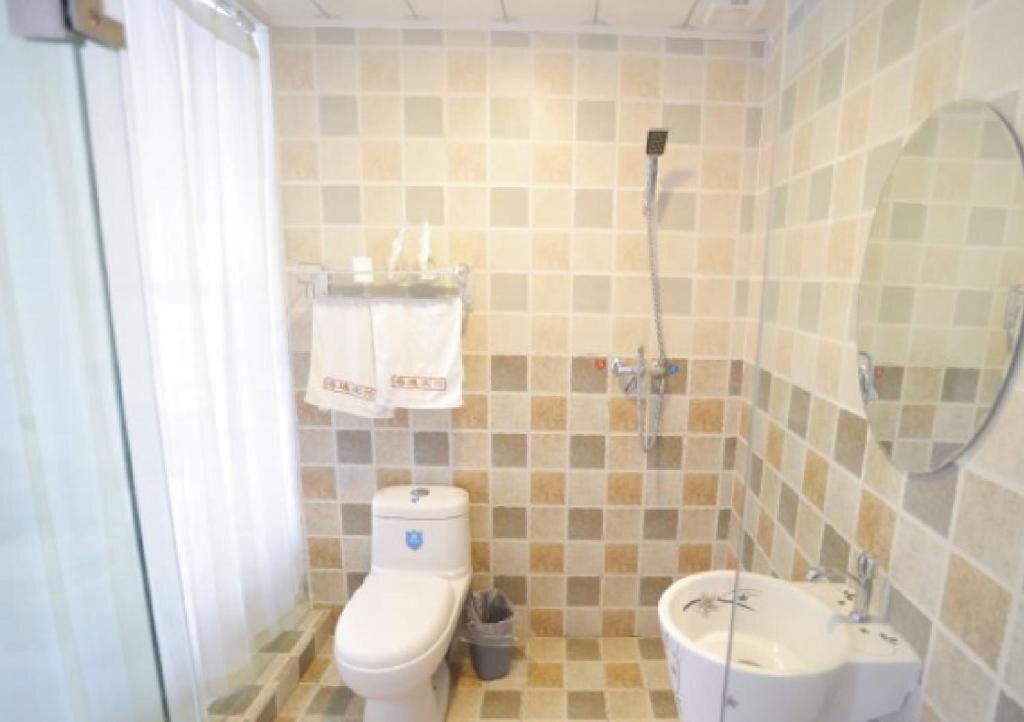 Циньхуандао: Haiyi Business Hotel