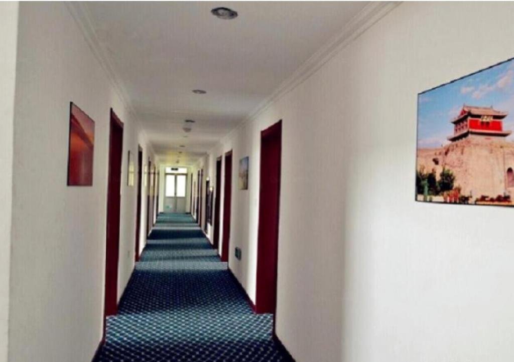 Циньхуандао: Haiyi Business Hotel
