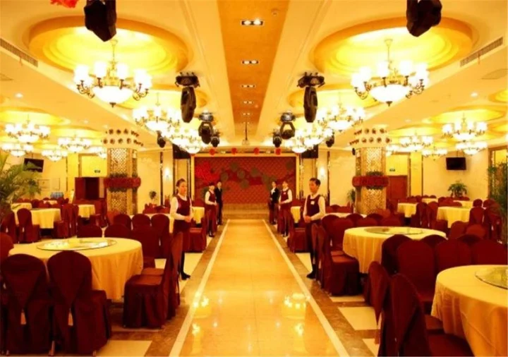 Баодин: Zhuozhou Shuian Huacheng Hotel