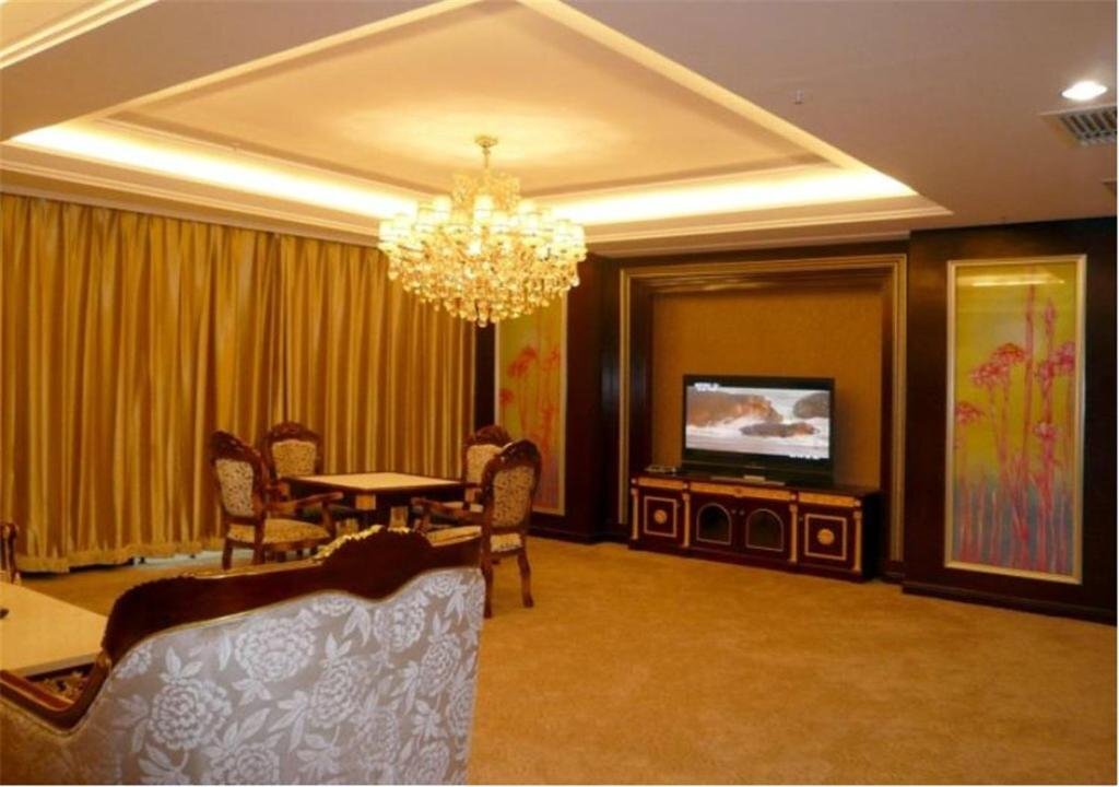 Баодин: Zhuozhou Shuian Huacheng Hotel