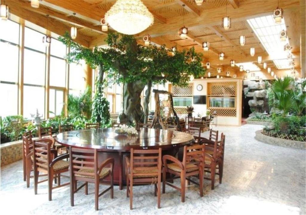 Баодин: Zhuozhou Shuian Huacheng Hotel