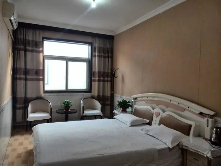 Цзинин: Qufu Lianfang Hotel