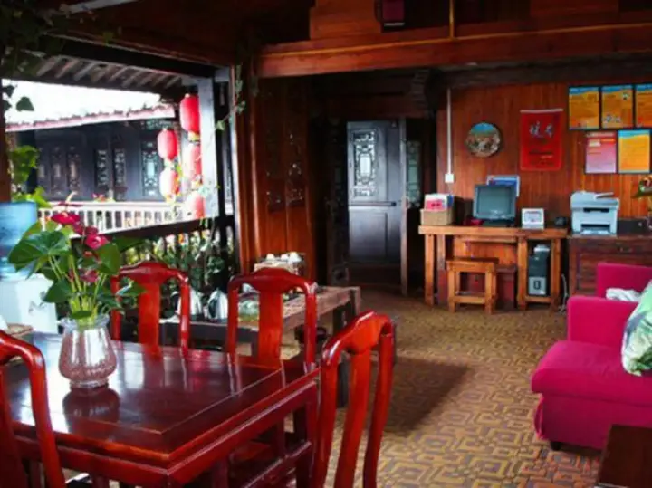 Лицзян: Lijiang Zhaofu Inn
