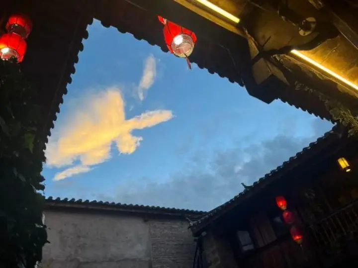 Лицзян: Lijiang Zhaofu Inn