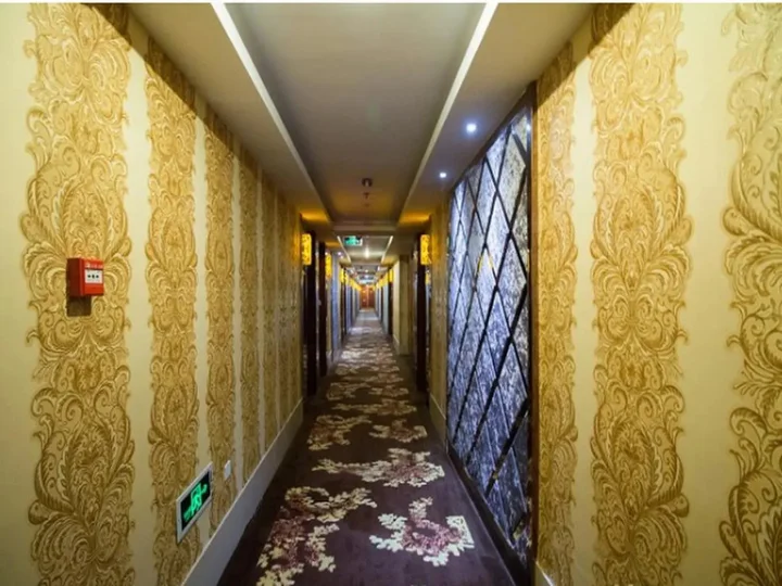 Иу: Lirong Hotel