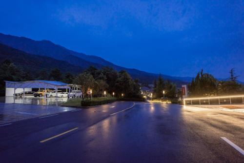 Дали: Dali Canghai Guoling No.1 Resort
