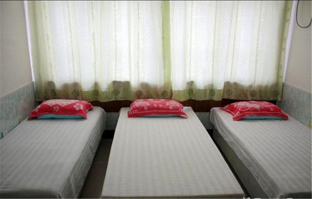 Хулудао: Huludao Daji Family Hotel