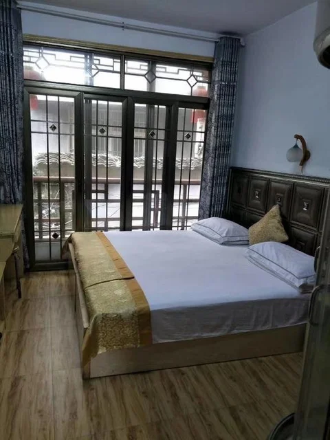 Сянси: 166 Inn