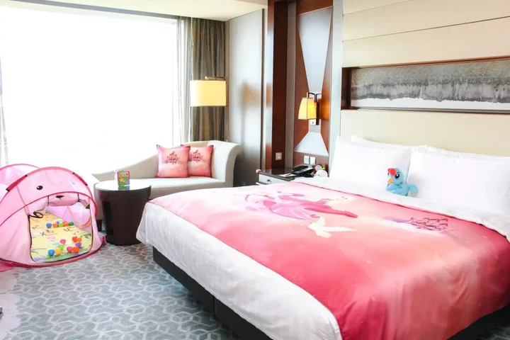 Таншань: Shangri-La Tangshan