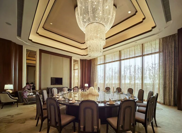 Таншань: Shangri-La Tangshan
