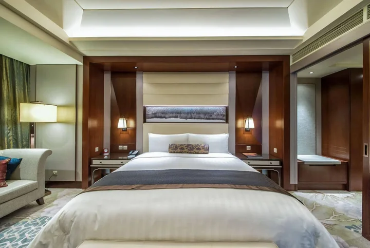 Таншань: Shangri-La Tangshan