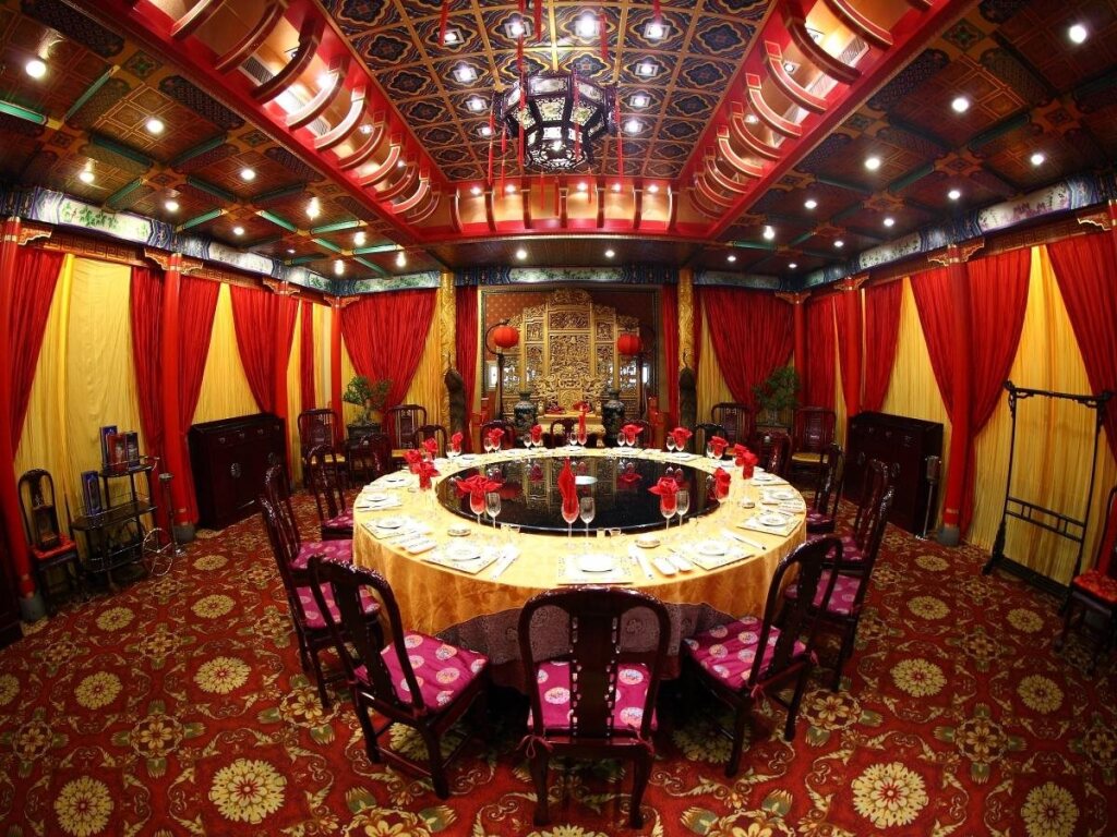 Цзинин: Jining Hongkong Mansion