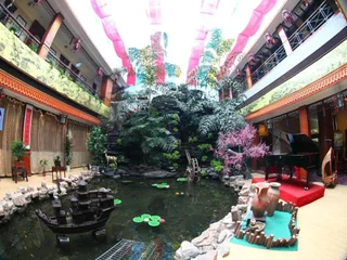 Цзинин: Jining Hongkong Mansion