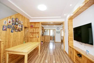 Чжоушань: Wood B&B Putuoshan