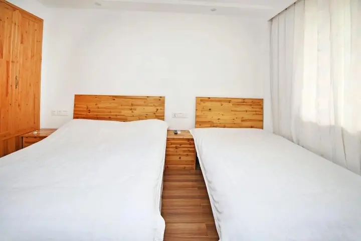 Чжоушань: Wood B&B Putuoshan
