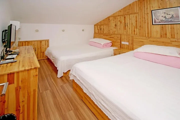 Чжоушань: Wood B&B Putuoshan