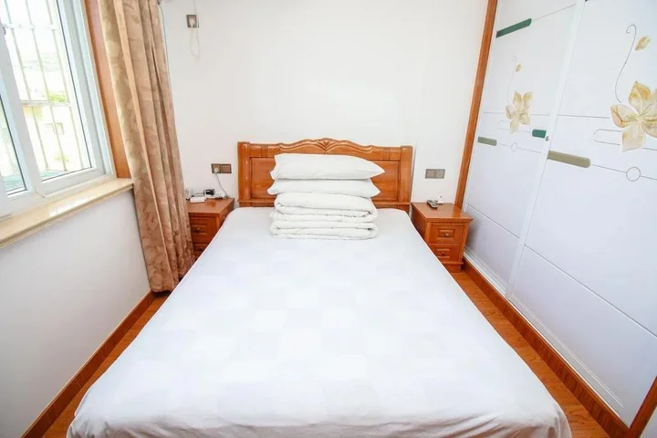 Чжоушань: Wood B&B Putuoshan