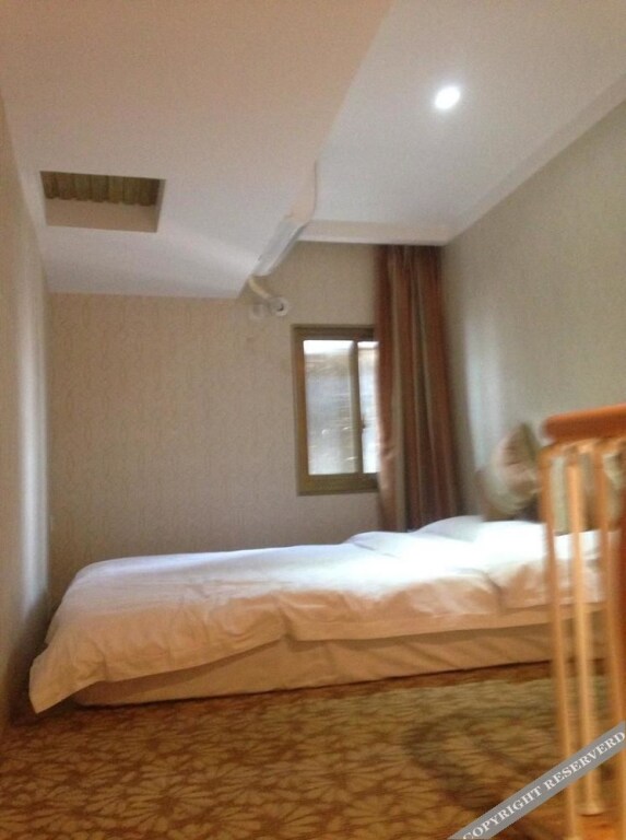 Ухань: Jtour Inn Nanhu Rui'an Street Metro Station