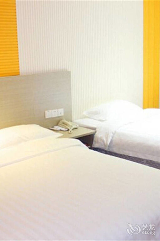 Ухань: Jtour Inn Nanhu Rui'an Street Metro Station