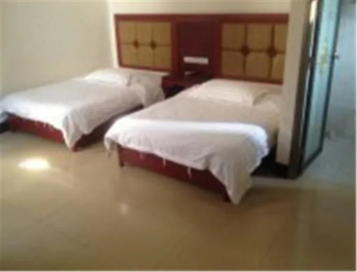 Гуйлинь: Rong Hua Shang Wu Hostel