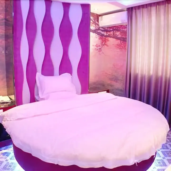 Шанхай: F1 Hotel