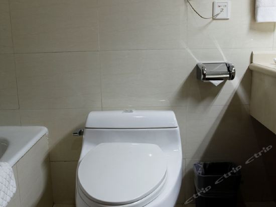 Цзинхун: Huofa Hotel