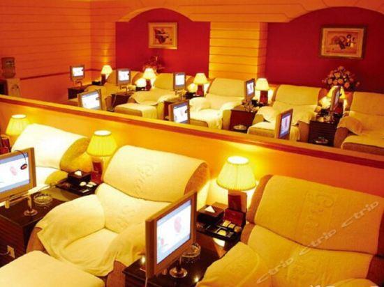 Цзинхун: Huofa Hotel