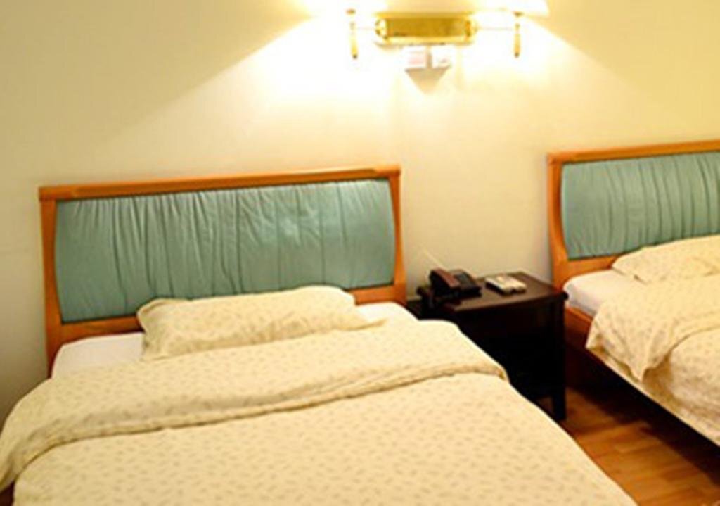 Цзинань: Baishida Business Hotel Huaiyin District
