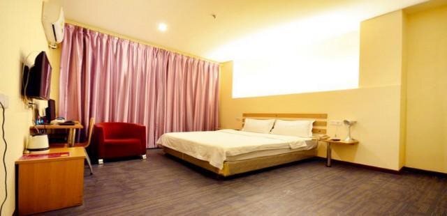 Ухань: Wuhan Demo Express Hotel Wuchang Railway Station