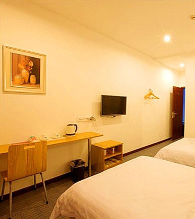 Ухань: Wuhan Demo Express Hotel Wuchang Railway Station