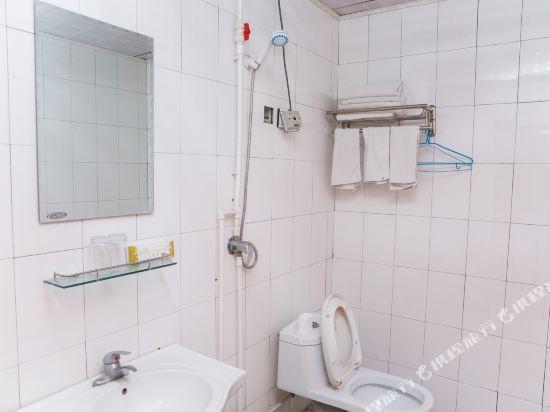 Цзинин: Qufu Shangruge Business Hotel