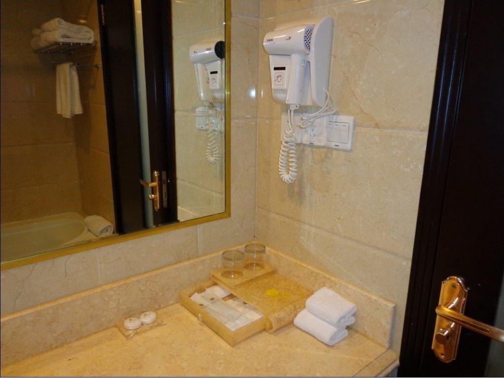 Шанхай: Suyunge Hotel