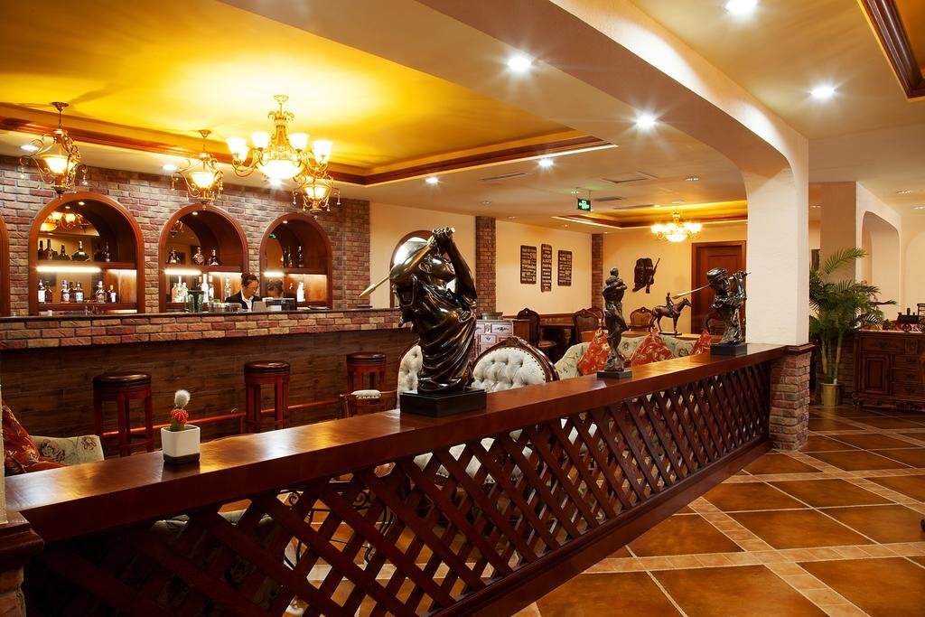 Баодин: Leeds Holiday Hotel
