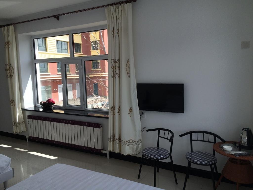Хулун-Буир: Jincaoyuan Inn