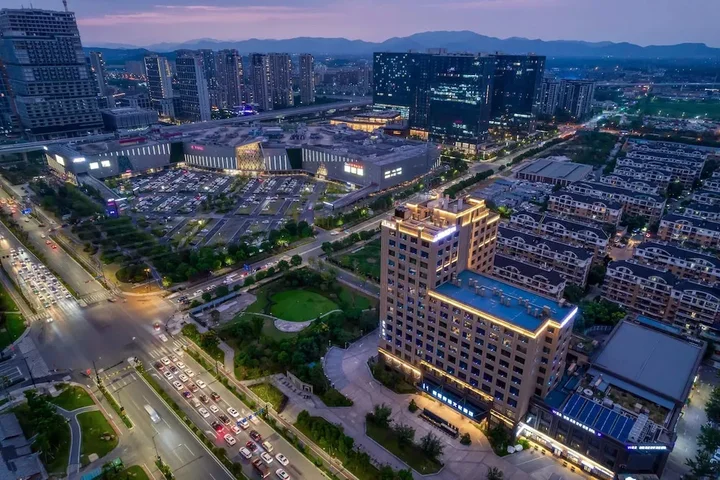 Ханчжоу: New Century Manju Hotel Liangzhu Hangzhou