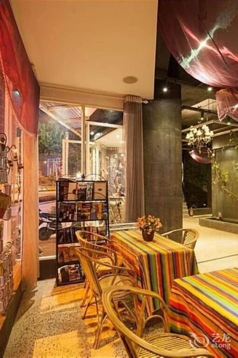 Гуйлинь: Guilin Style Art Theme Hotel