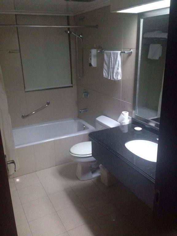 Шанхай: Super 8 by Wyndham Suzhou Taicang Tai Ping