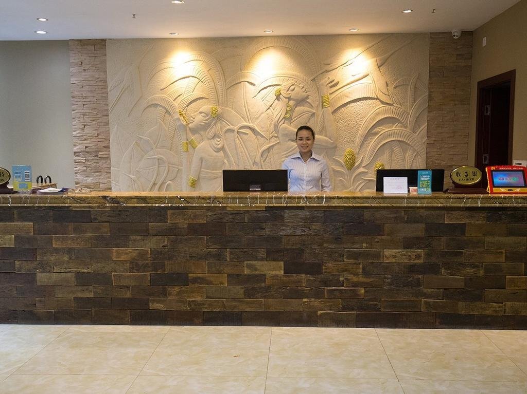 Цзинхун: Creative Holiday Hotel