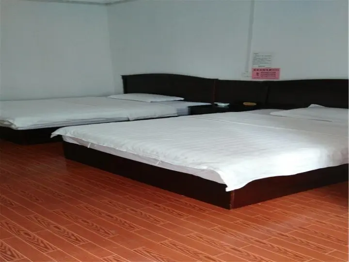 Гуйлинь: Guilin Qinglin Inn