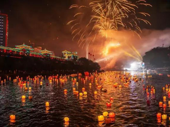 Гуйлинь: Guilin Hongqi Inn