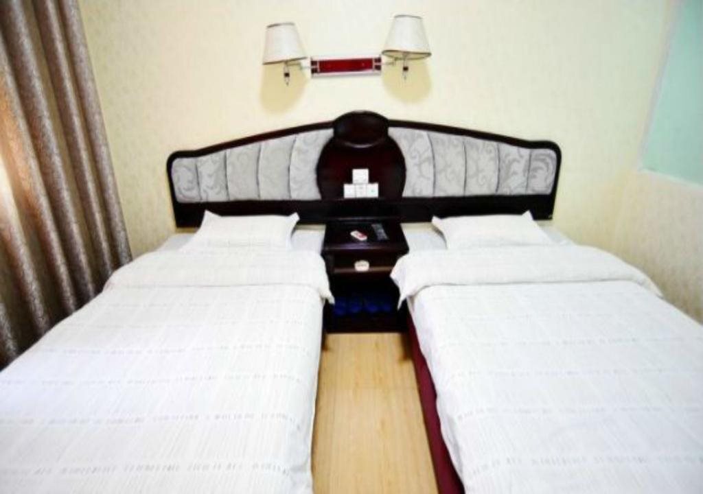 Гуйлинь: Guilin Runfeng Business Hotel