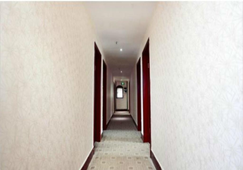 Гуйлинь: Guilin Runfeng Business Hotel