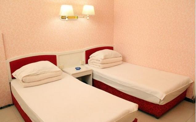 Кайфын: Shuangjie Hostel