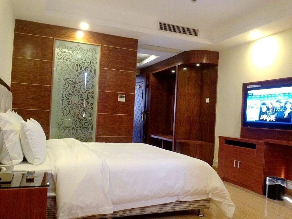 Хойчжоу: Meet The Fashion Hotel