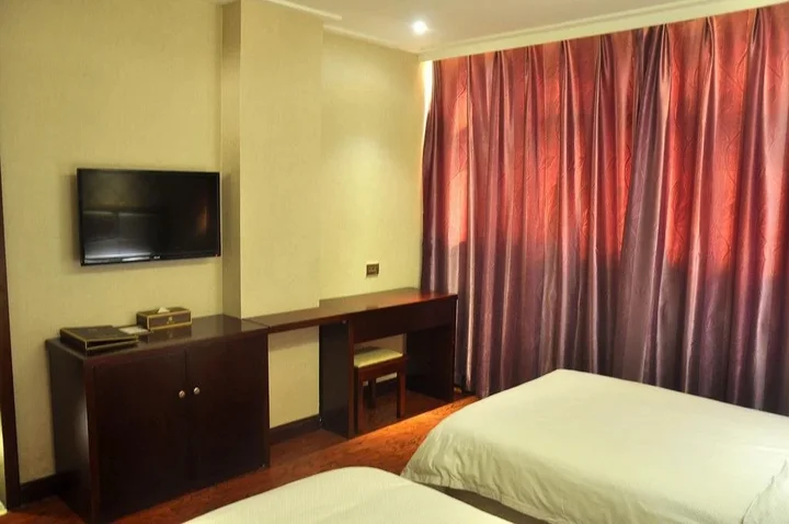 Тайюань: Yufujiang Fashion Business Hotel